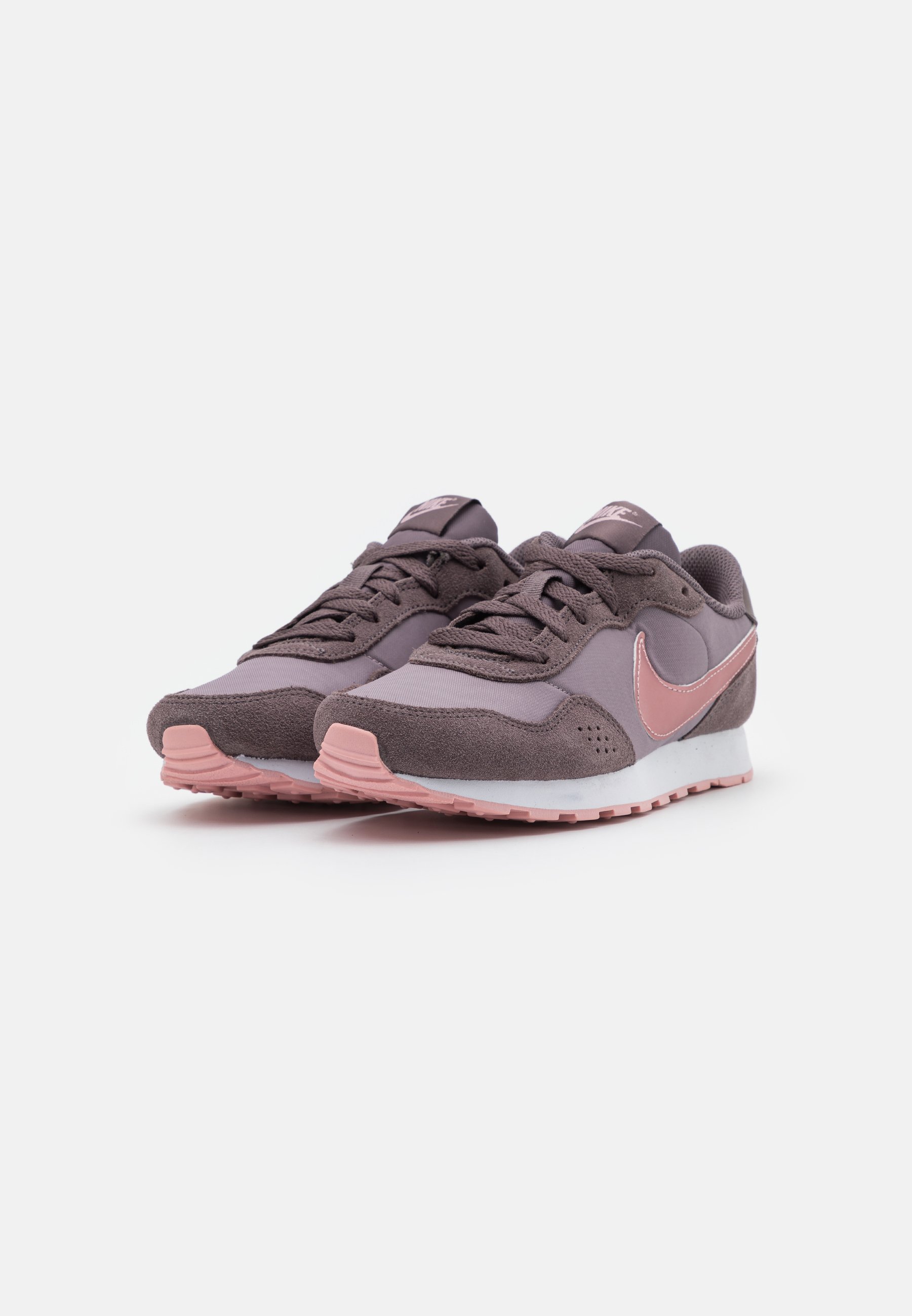 Nike Sportswear VALIANT UNISEX - Zapatillas - light violet ore/pink  glaze/violet ore/gris - Zalando.es