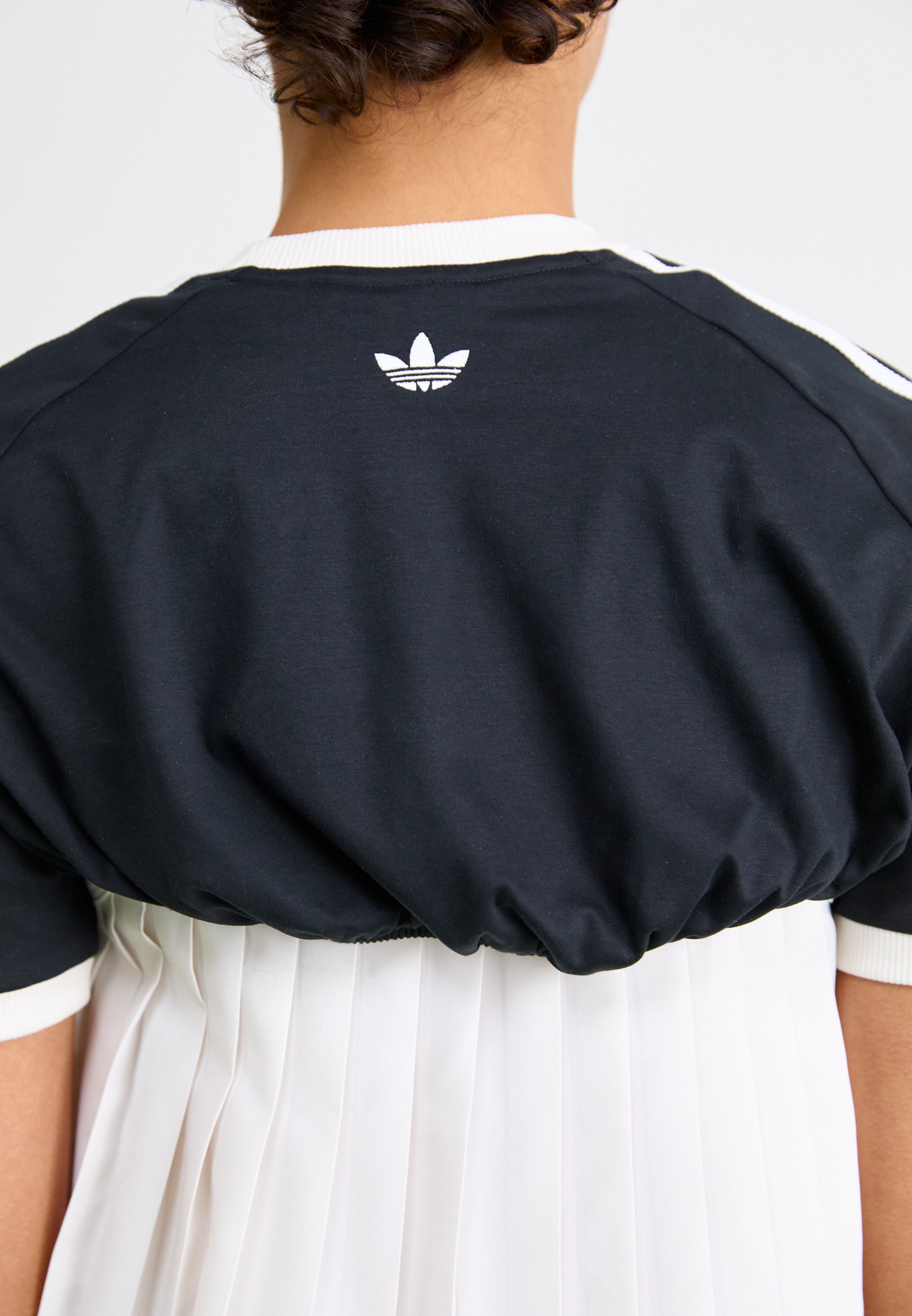 adidas Originals R3CODED CALI TEE 2 IN 1 - Top - black/white