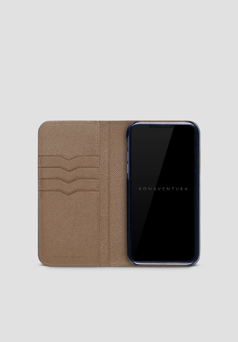 Damen Lautsprecher & Audio | BONAVENTURA HÜLLE FÜR IPHONE 12 PRO MAX MIT KARTENFÄCHERN Handytasche etoupe/braun - PC85118 Damen Lautsprecher & Audio | BONAVENTURA HÜLLE FÜR IPHONE 12 PRO MAX MIT KARTENFÄCHERN Handytasche etoupe/braun - PC85118