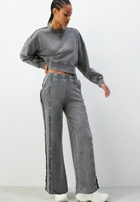 Next Treningo apatinė dalis - grey charcoal