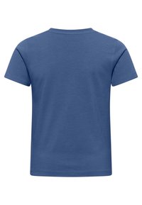 Blauwe katoenen T-shirt met korte mouwen, een ronde hals en een gladde textuur. Het shirt heeft een effen kleur zonder patronen of accenten.