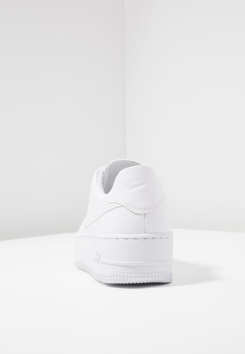 Nike Sportswear AF1 SAGE Sneaker low white/weiß