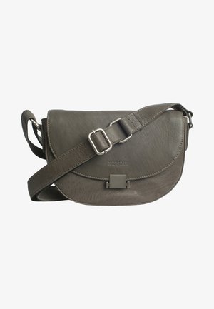 Graham Leder Crossbody-Tasche mit Klappenverschluss, silbernem Beschlägen, verstellbarem Tragegurt und texturiertem Oberflächen.