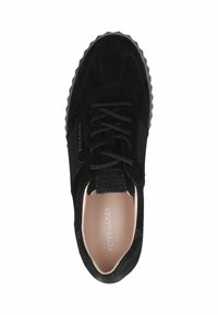 Black sneaker with a suede upper, textured accents, flat laces, and a contrasting sole. Features a logo on the side and a cushioned interior.