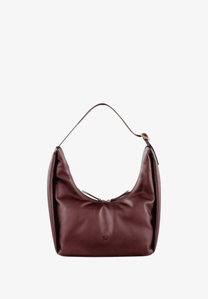 Borsa a spalla in pelle bordeaux con forma morbida e arrotondata, chiusura con zip e una sola tracolla, caratterizzata da una texture liscia e un design minimale.