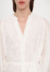 Marella SETOLA - Vapaa-ajan mekko - bianco ottico