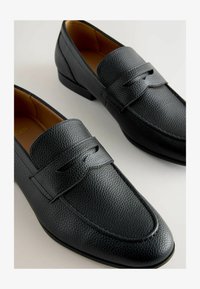 Non sélectionné, black