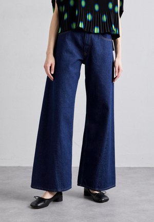 PANTS POCKETS - Blugi loose fit - indigo