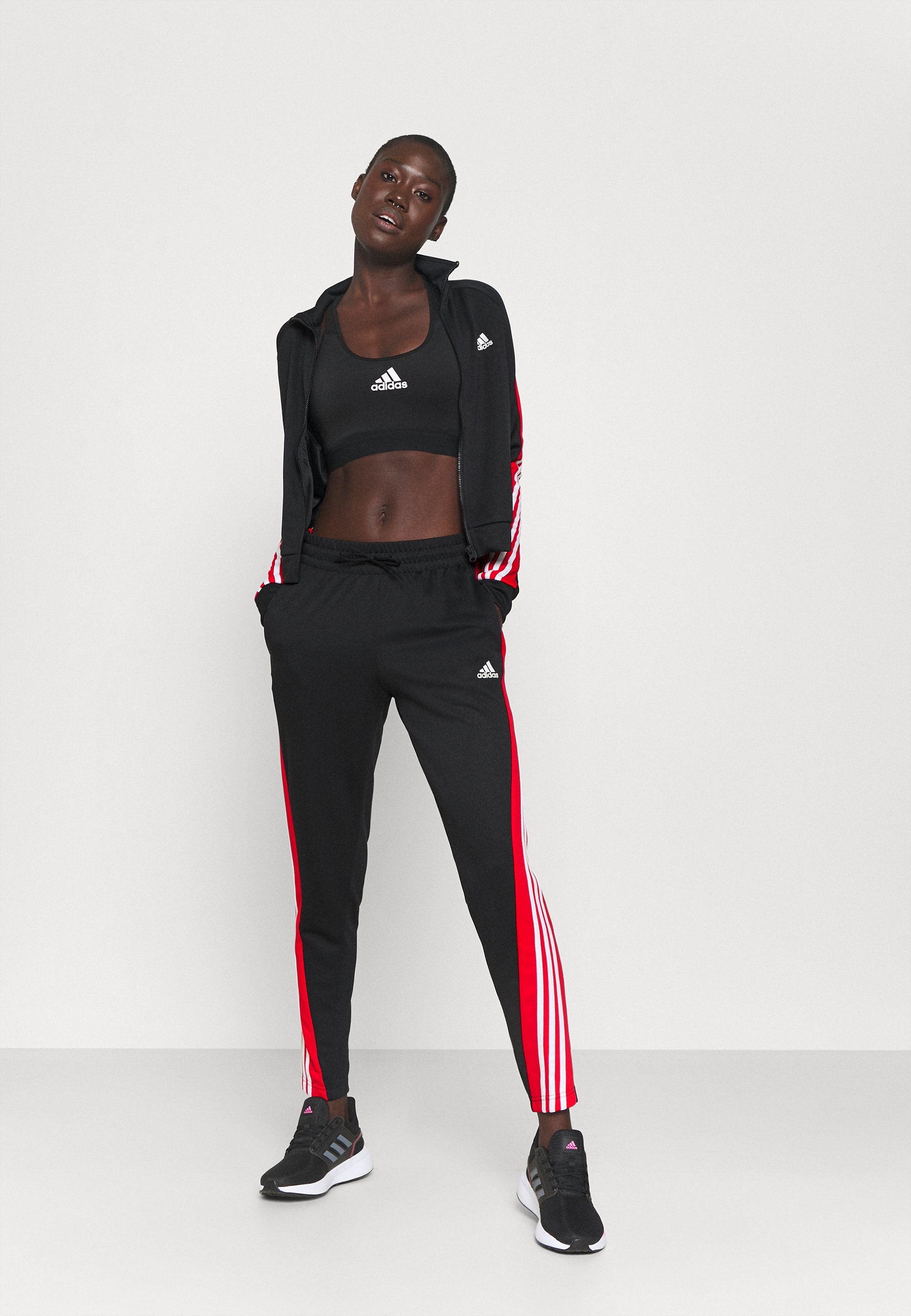 adidas Performance TEAMSPORT Tracksuit blackvivid red adidas Performance TEAMSPORT Tracksuit blackvivid red