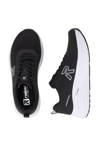 Schwarze Laufschuhe aus Mesh mit weißen Sohlen, Marke "Rieker", zeigen Ansichten von oben und seitlich mit Schnürsenkeln und gepolsterten Schaumzwischensohlen.