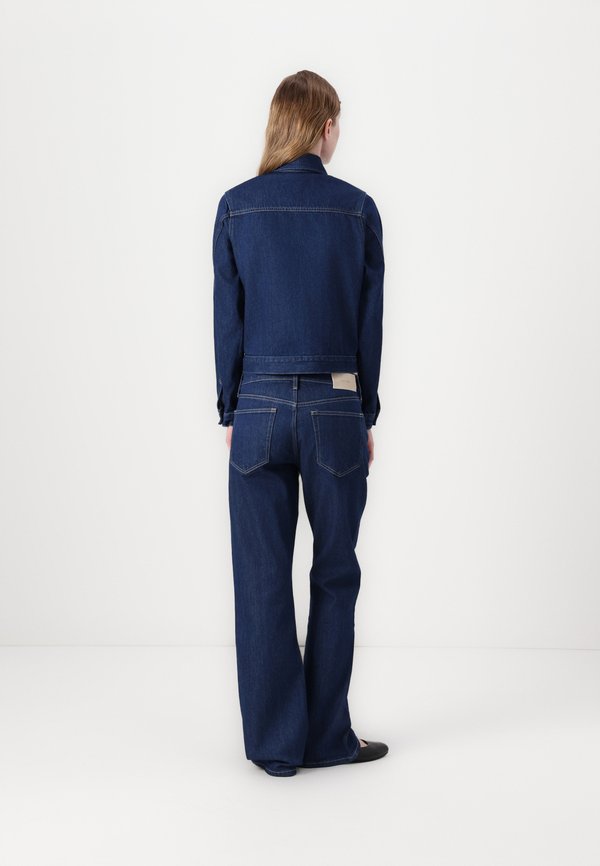 BRILLIANT - Flared Jeans - denim rinse4