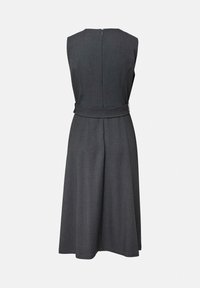 Sukienka bez rękawów w odcieniu szarym, z dopasowanym gorsetem, rozkloszowaną spódnicą oraz paskiem w talii; posiada zamek błyskawiczny z tyłu. Gładka, strukturalna tkanina.