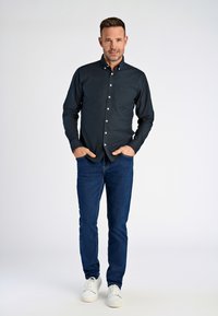 Jack's Sportswear OXFORD SUPERFLEX  - Camisa - black