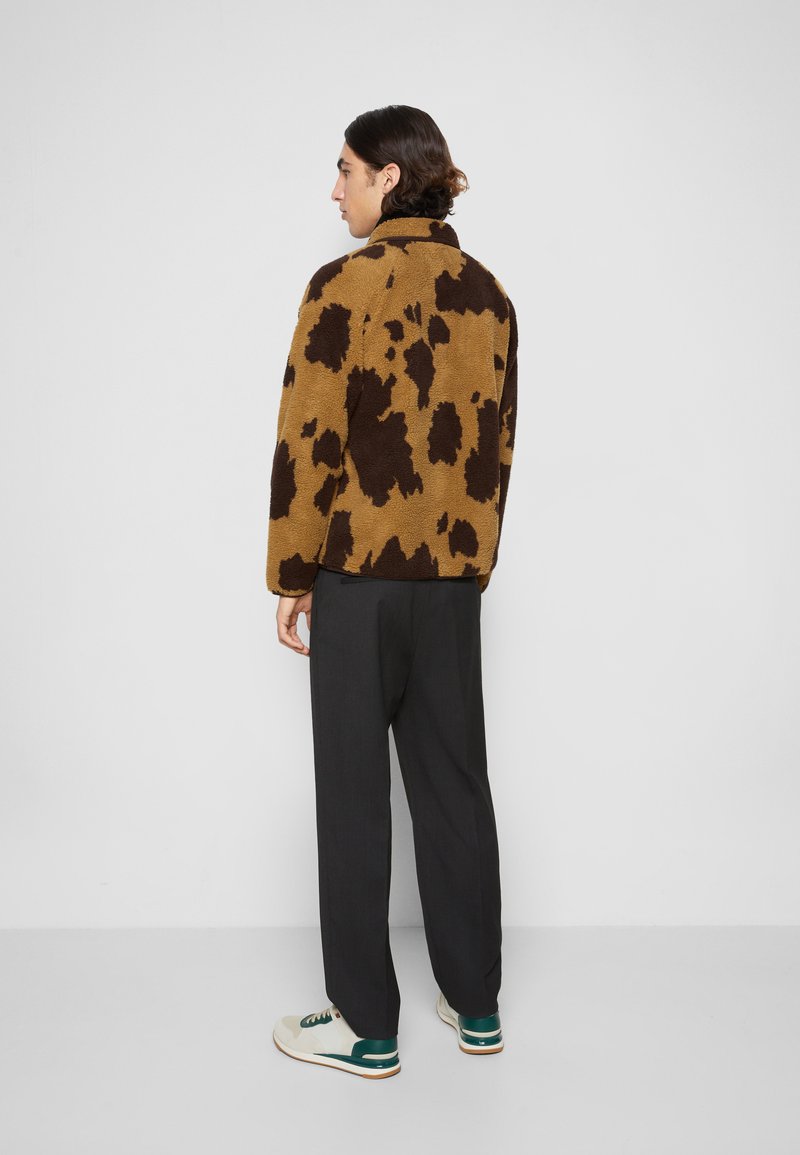 Herren Bekleidung | YMC You Must Create BEACH JACKET Leichte Jacke camel brown/camel - XJ60040 Herren Bekleidung | YMC You Must Create BEACH JACKET Leichte Jacke camel brown/camel - XJ60040