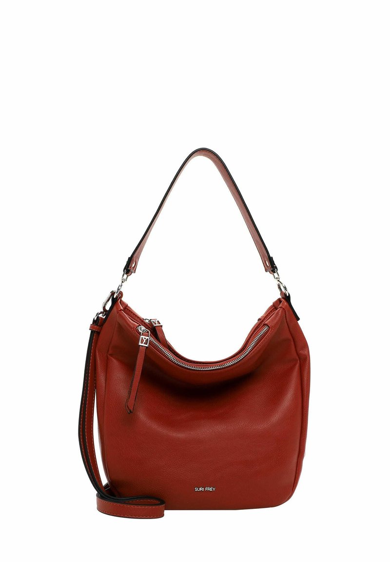 Rote Lederhandtasche mit Hobo-Form, Reißverschluss oben, abnehmbarem Schultergurt und silbernen Akzenten. Glatte Textur, minimalistisches Design.