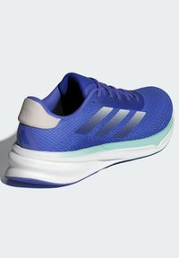 adidas Performance SUPERNOVA STRIDE - Laufschuh Straße - blue metalic/flash aqua