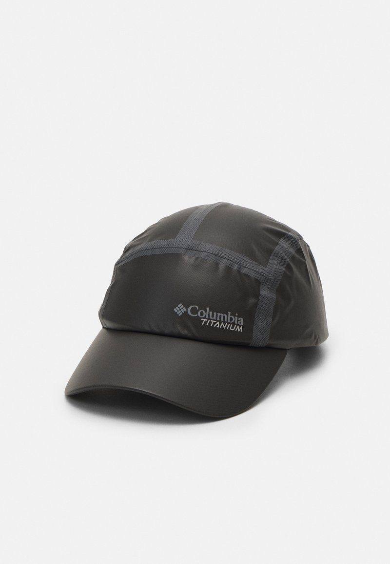 Black Columbia Titanium cap with a stiff brim. Made from a smooth, lightweight material featuring gray accents and logo on the side.