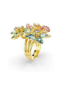 Anello dorato floreale con gemme colorate a forma di fiori, con dettagli intricati e una finitura brillante, posizionato su uno sfondo bianco.