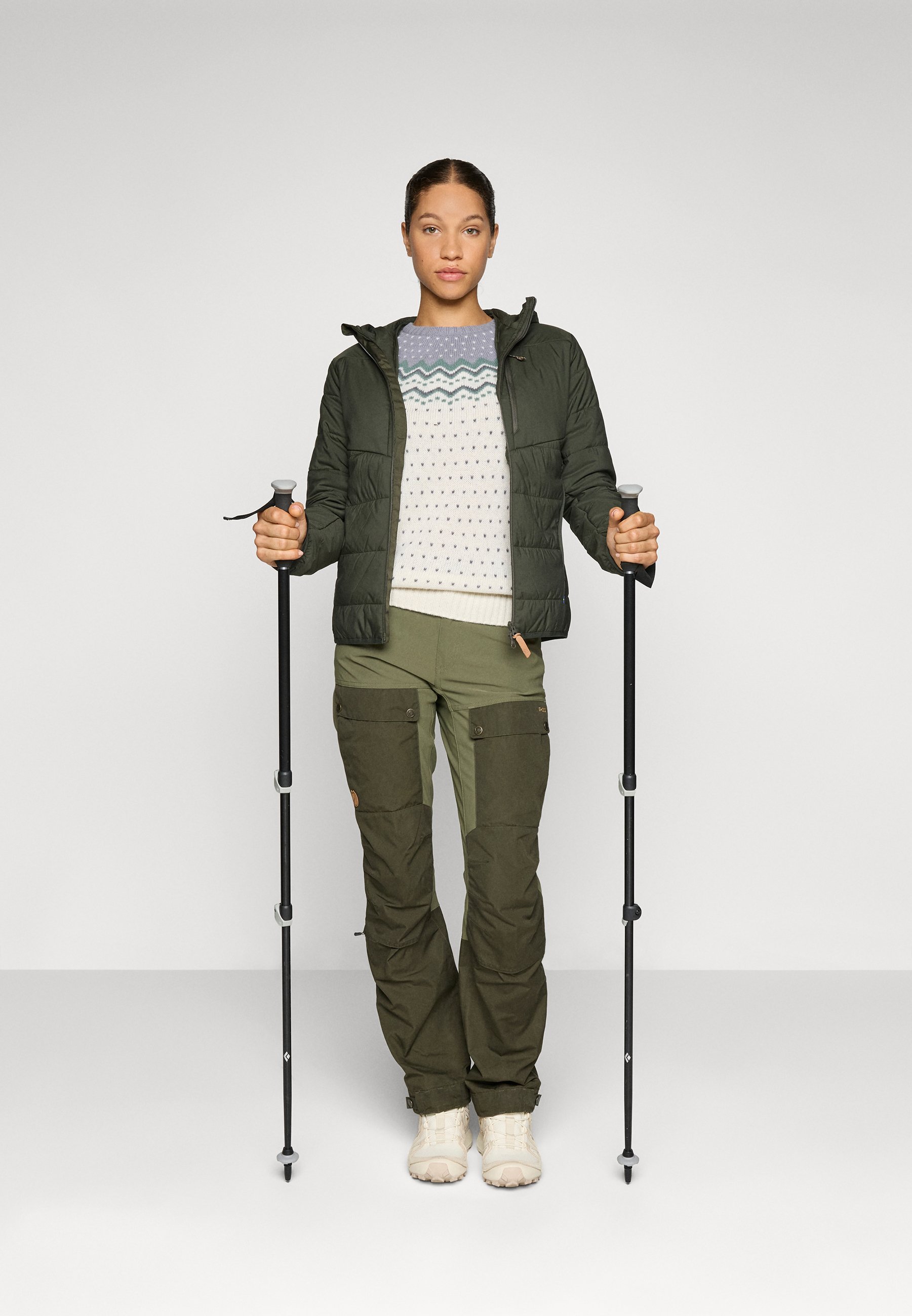 Fjällräven KEB PADDED HOODIE W - Outdoor jacket - deep forest/dark