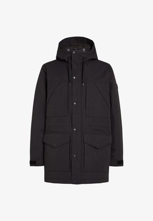 Schwarze Parkajacke mit Kapuze, zwei großen Fronttaschen, Druckknöpfen und einem strukturierten Stofffinish. Verstellbare Kordeln an der Taille.