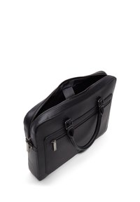 Bolsa para portátil de cuero negro con cierre de cremallera, asas dobles, bolsillo con cremallera en la parte frontal y textura suave. El interior cuenta con un forro de tela.