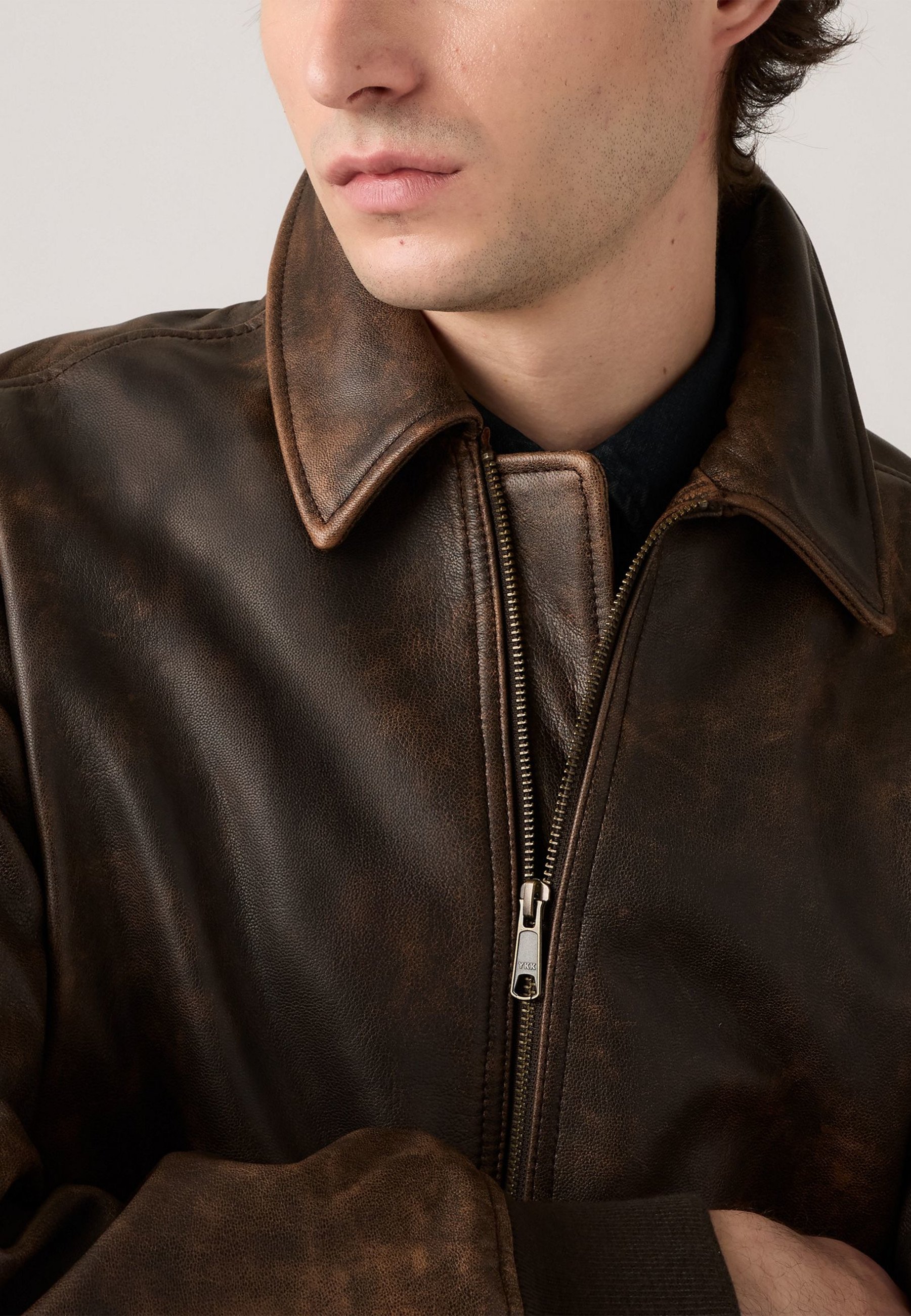 Levi's® CLAYTON LEATHER AVIATOR - Leather jacket - brown/dark