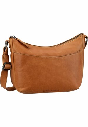 Sac bandoulière en cuir tan avec une forme courbée, fermeture zippée en haut et sangle réglable. Comprend une poche frontale pour un rangement supplémentaire.