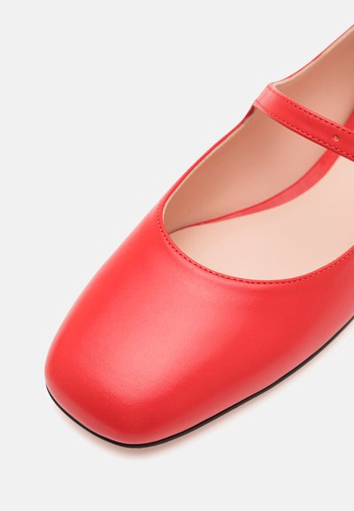 Bally BANYA - Babies - candy red