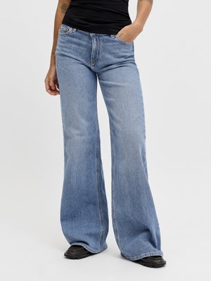 JJXX JXROME - Kavbojke na zvonec - medium blue denim