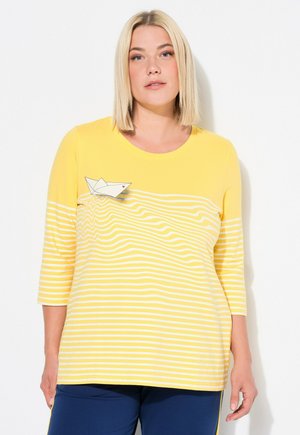Ulla Popken PAPER BOAT  PRINT 3/4 SLEEVE - Long sleeved top - sun yellow