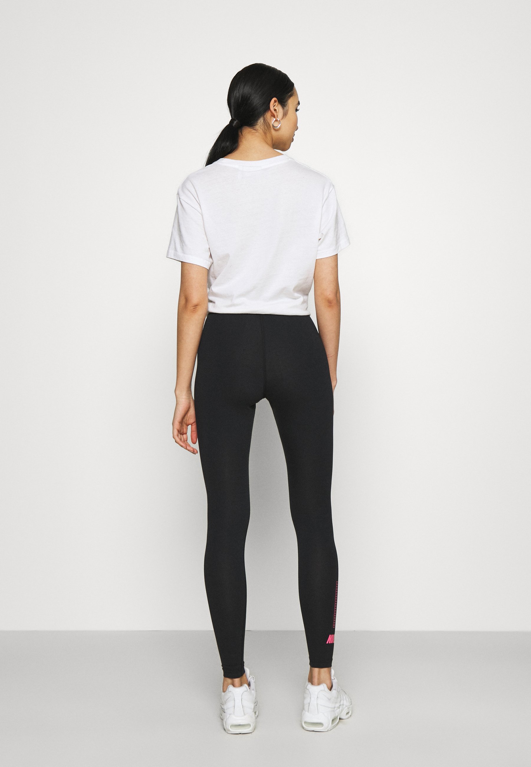 nike black club leggings