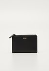 ALYCE FLAP WALLET - Portemonnee - black
