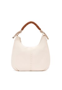 Borsa a tracolla in pelle crema con forma arrotondata, manico intrecciato marrone testurizzato e dettagli di cucitura sottili sul corpo. Chiusura con zip nella parte superiore.