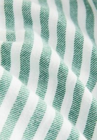 Next SET - Set lenjerie de noapte - green pink arizona