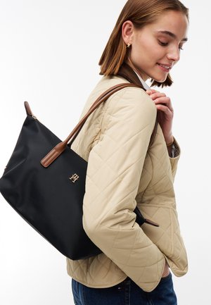 Tommy Hilfiger, POPETTE EAST WEST TOTE - Shopper - black