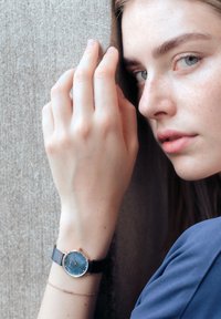 Victoria Hyde LOUGHTON PEARL SET - Uhr - blau