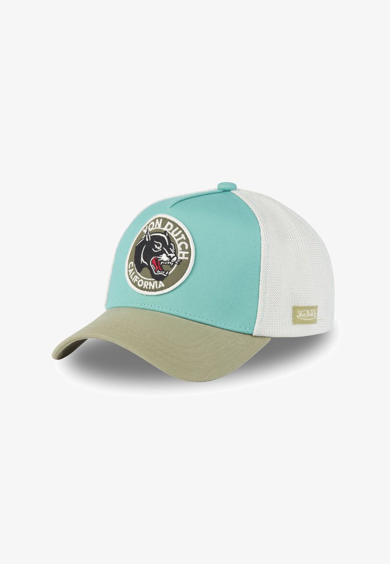 Casquette trucker en mesh verte et blanche avec une visière courbée, présentant un patch brodé noir et blanc d'un panthère et un détail de logo.