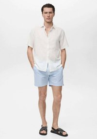 Mango Short - light blue