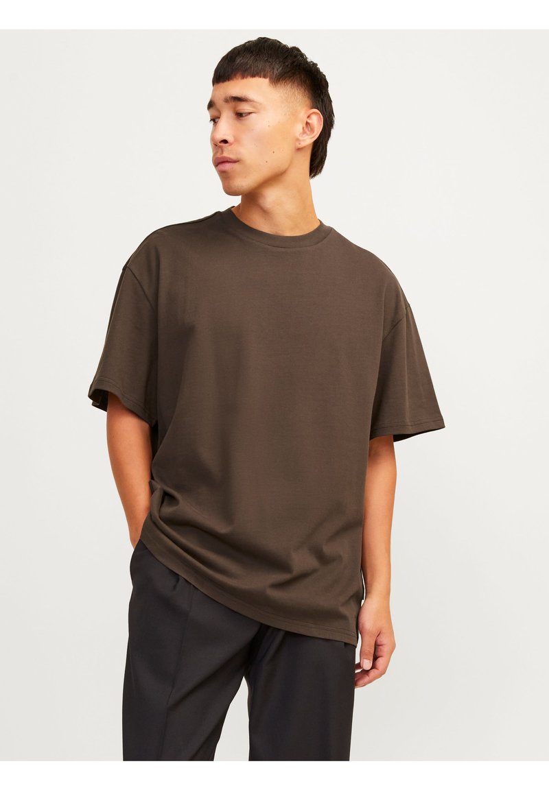 Jack & Jones PREMIUM JPRBLAHARVEY TEE UNISEX - Camiseta básica - chocolate brown