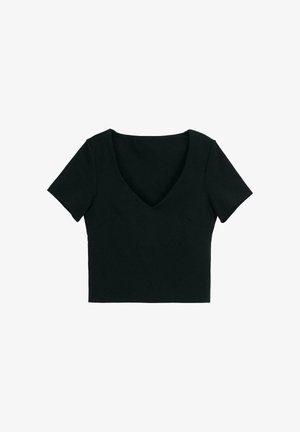 Svart kortärmad topp med djup V-ringning. Tillverkad av mjuk väv, med figursydda sömmar för en strukturerad look.
