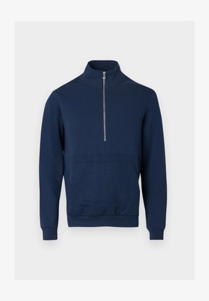 Mørkeblå sweatshirt med høj krave og kvart lynlås. Har et tekstureret panel foran samt ribstrikkede manchetter og kant.