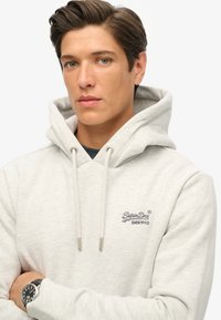 Superdry & Co ESSENTIAL LOGO  - Felpa con cappuccio - glacier grey marl