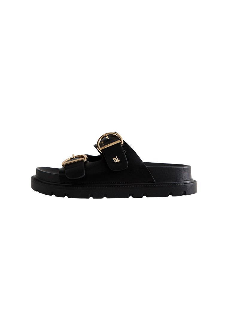 New Look Wide Fit WIDE FIT BLACK CHUNKY BUCKLED STRAP FAUX LEATHER ...