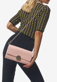 Miriade RADIOSA - Pochette - rosa