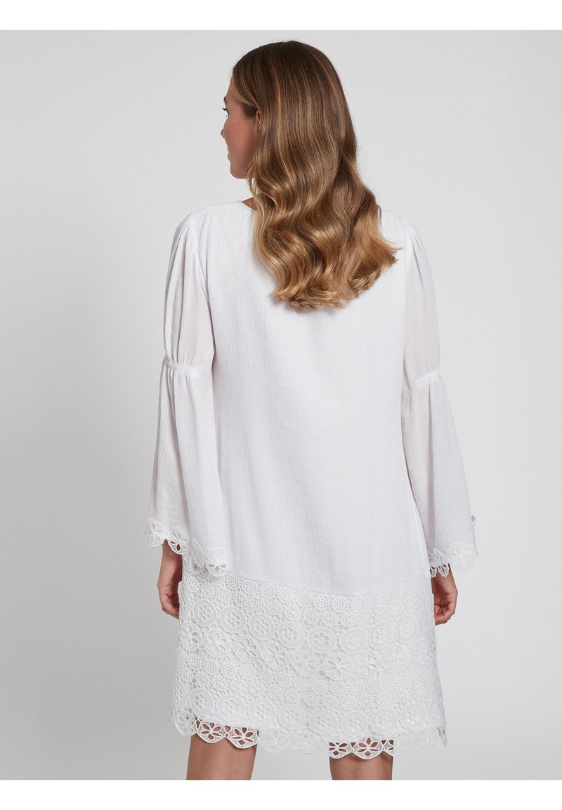 Damen Freizeitkleider | Ana Alcazar GABENA Strickkleid weiß - NU69668 Damen Freizeitkleider | Ana Alcazar GABENA Strickkleid weiß - NU69668