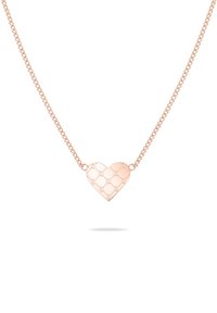 Halskæde i rose-guld med et hjerteformet vedhæng, der har et geometrisk mønster og cirkulære detaljer. Glat finish, letvægtsdesign.