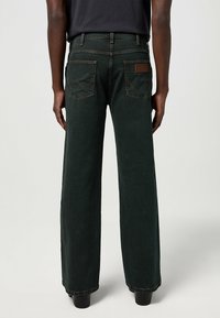 Wrangler Bootcut-teksad - nightfall