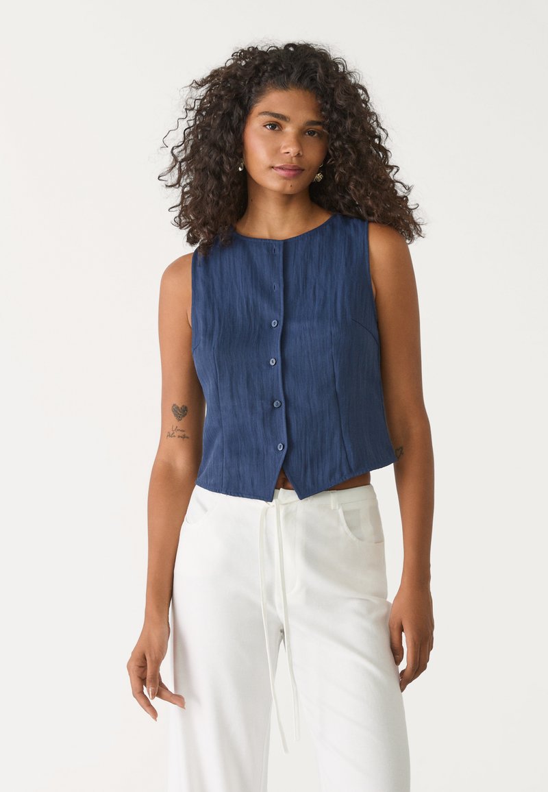 Stradivarius - TEXTURED WITH BUTTONS - Waistcoat - dark blue, Enlarge