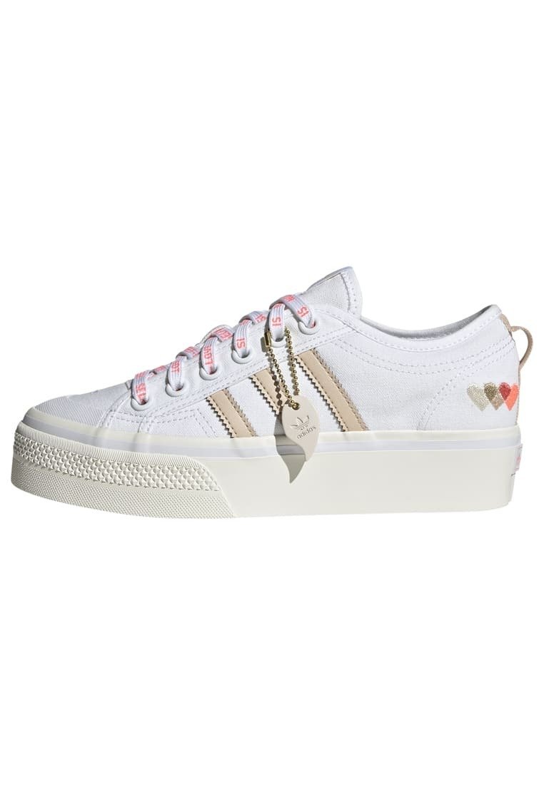 adidas nizza beige