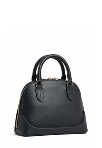 Borsa a tracolla in pelle nera con texture, doppi manici, zip dorata e forma arrotondata strutturata su sfondo bianco.